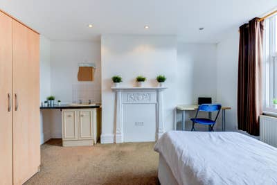 Your New Home - Right next to transport links! Main Photo