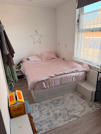 Luxury En Suite Rooms – Whetstone, N20 Main Photo