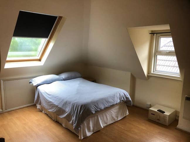 Sizable, Quite Studio Flat with Separate Kitchen  Main Photo