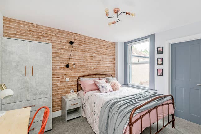 Modern Luxury Large Double Room + En Suite Main Photo