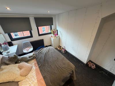 ✨🏠 Brand New Refurbished Room ✨🏠 Main Photo