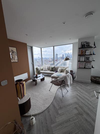 City centre apartment with panoramic views  Main Photo
