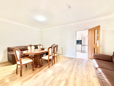 Mansell Road Main Photo