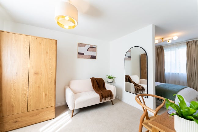 Spacious Double Room w.Ensuite 🤎 Science Park CB4 Main Photo
