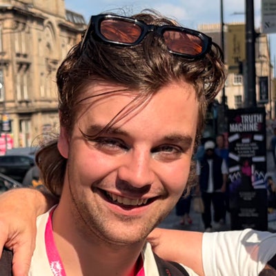 Australian looking for room in Edinburgh  Main Photo