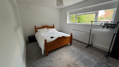 Large spacious room to rent in Borough Green, Seve Main Photo