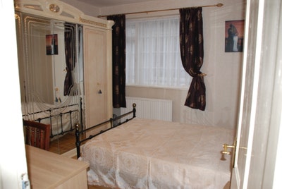 Room to Let in Morden Main Photo