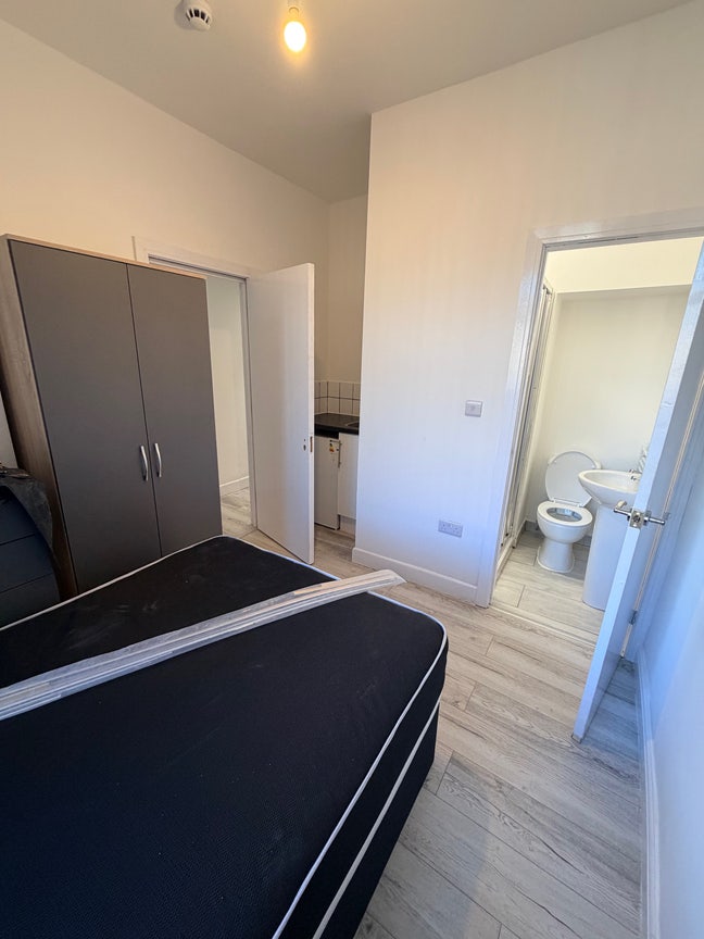  En Suite Rooms Available Aston B6 B20 Main Photo