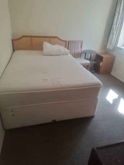 Double bedroom-Bills included  Main Photo