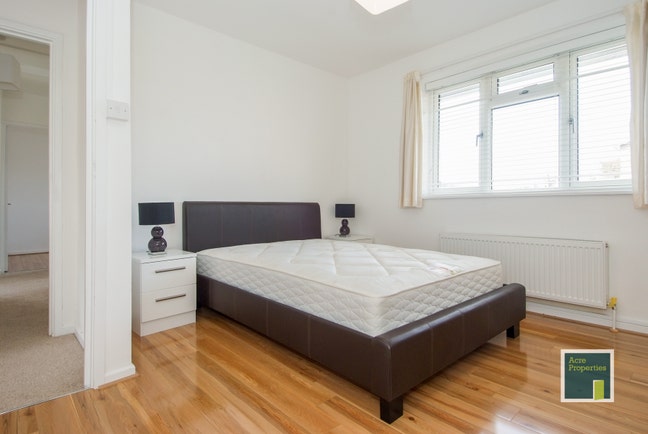4 Bedroom Maisonette, Chiswick W4 - all bills inc. Main Photo