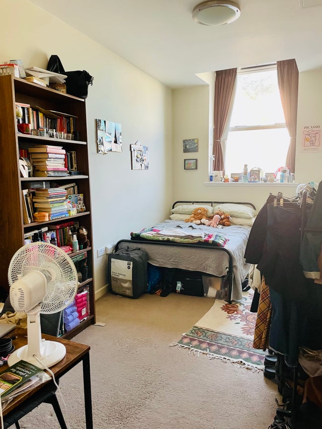 Double room in spacious Bedminster Flat Main Photo