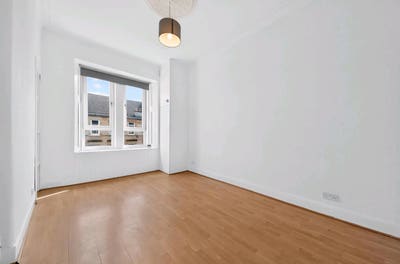 Freshly refurbished 1 bed flat  Main Photo