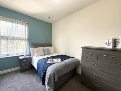 Rooms That Feel Like Home! Carrhouse Rd, Doncaster Main Photo