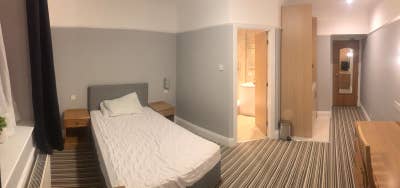 Super Studio Room - Great Location Central Poole Main Photo