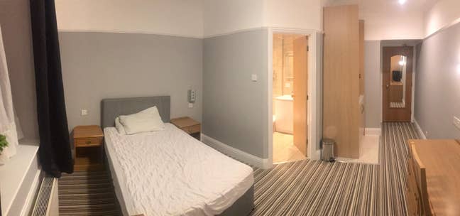 Super Studio Room - Great Location Central Poole Main Photo