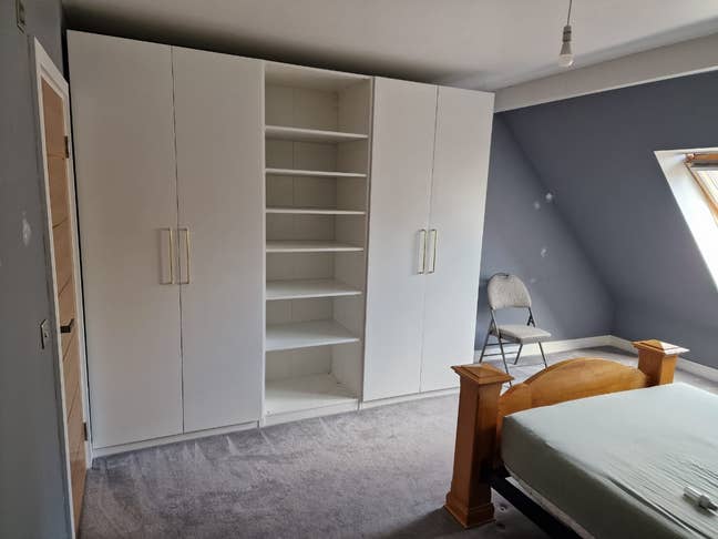 Large Loft room  Main Photo