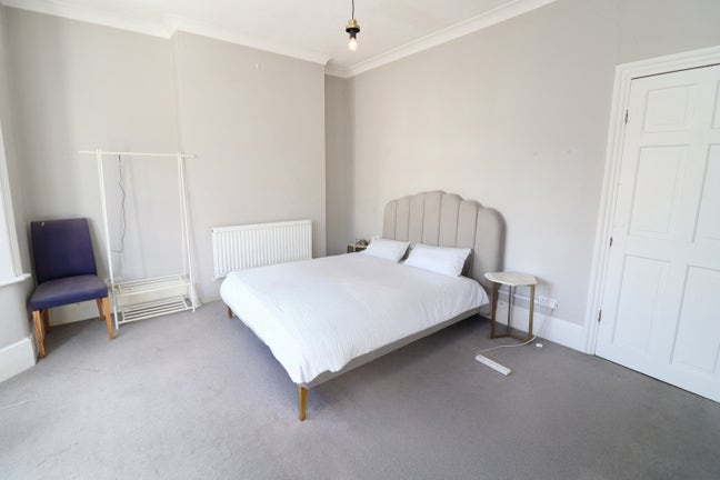 ⚡Zone 2 - Mile End - Liverpool St - Stratford⚡ Main Photo