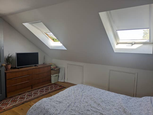 Double en-suite in family home Main Photo