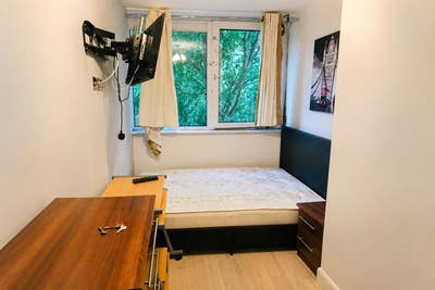 Affordable Single Room | Roehampton | &pound;700 PCM Main Photo