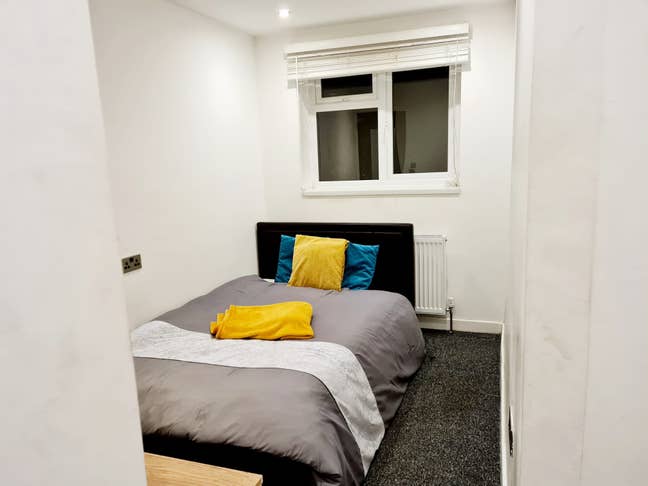 🏡 Simple En-Suite Room in Watford WD17 Main Photo
