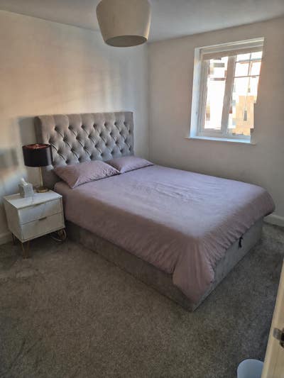Beautiful Double Room with Private Bathroom Main Photo