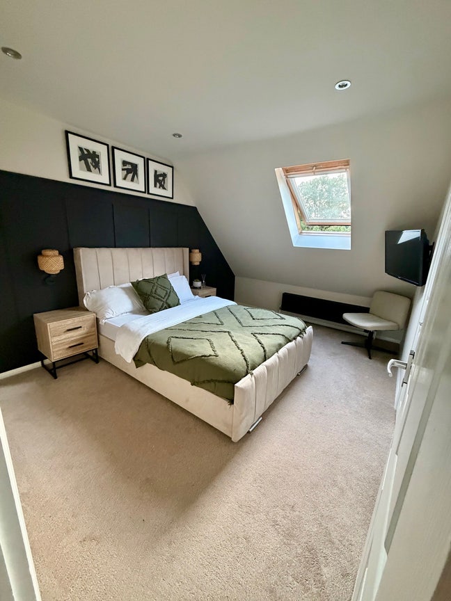 Double room with private bathroom  Main Photo