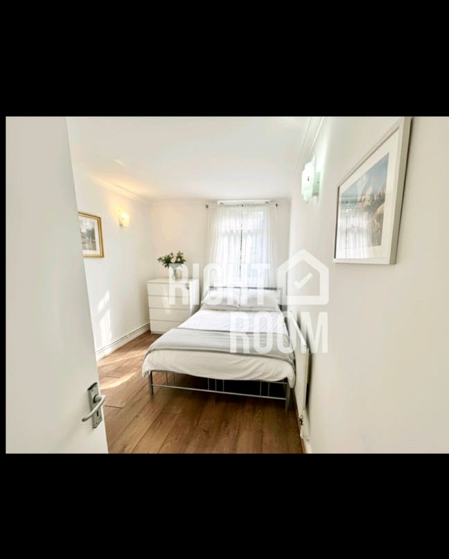 5 Huge Rms, Chingford Road, Walthamstow, E17 ☎️ Main Photo