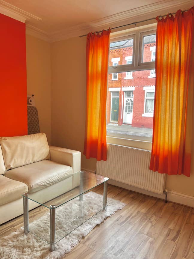 Fully Furnished House Main Photo