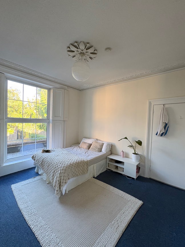 2 bed flat - 10 minutes walk from Finsbury Park  Main Photo