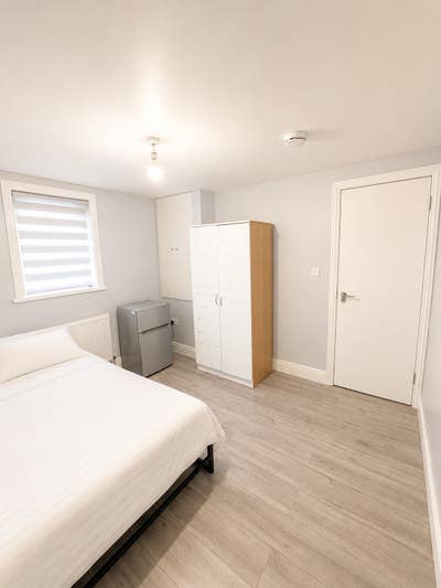 New Double Room Bruce Grove | 0 deposit | 1 Person Main Photo