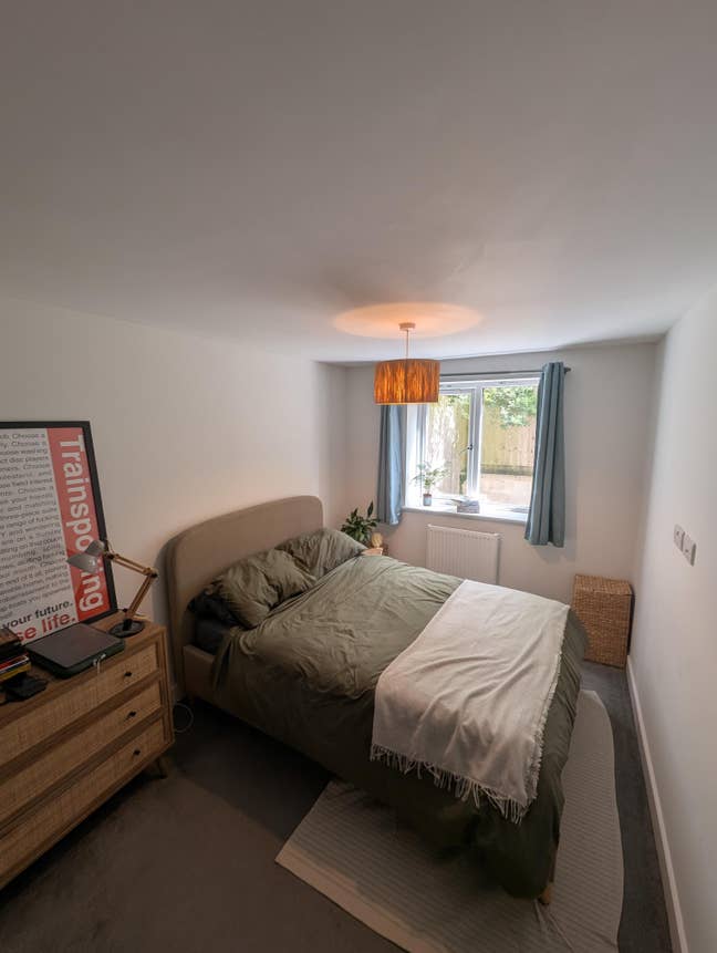 Double room + office in sociable house! Main Photo