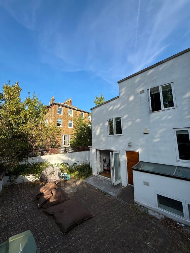 Furnished ensuite room in Islington! Main Photo