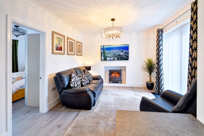 &pound;1200pcm. All Bills Included 1 bedroom Apartment. Main Photo
