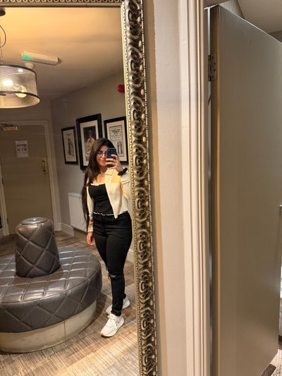 26F looking for a friendly female flatshare Main Photo