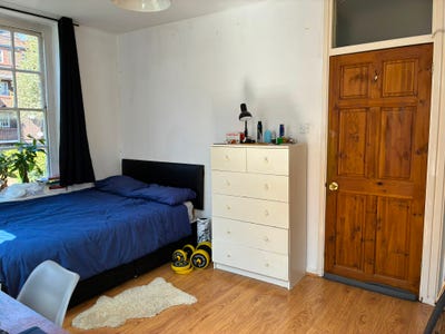 Large Double Room St John's Wood/ maida vale Main Photo