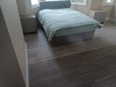 Exclusive Offer, Close to Town Centre, Supermarket Main Photo
