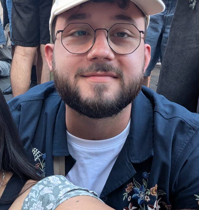 Hello! I’m Dominik 28, looking for a room e... Main Photo