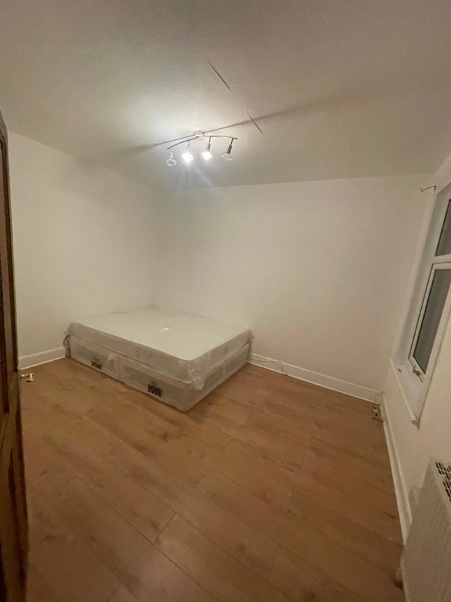 Double room for rent  Main Photo