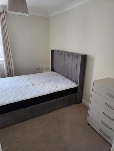 Double room to rent Main Photo