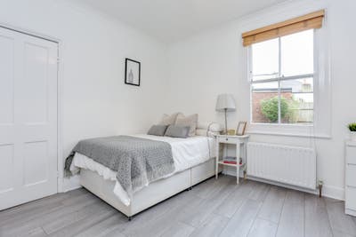 Double room very close to South Ealing Main Photo