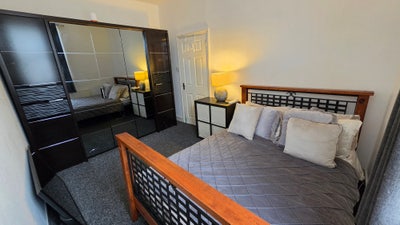 Room to rent Main Photo