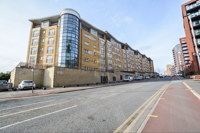 Stunning  2-Bedroom Apartment Available Now! Main Photo