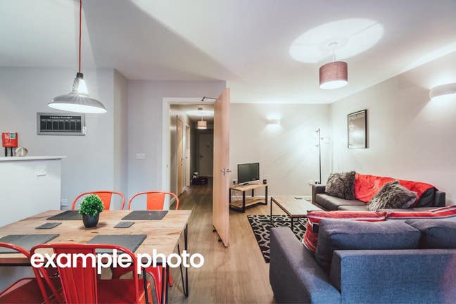 3 Bed Flat, Manchester M14 6NS, Avail Now Main Photo