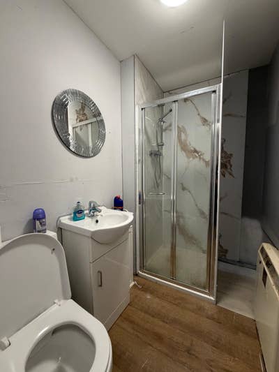 Studio flat in Buckinghamshire, SL99EA Main Photo
