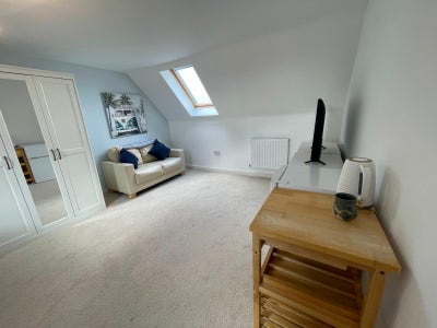 Large double room with en-suite. Main Photo