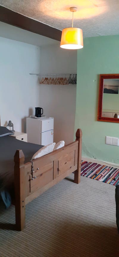 Large double room Main Photo