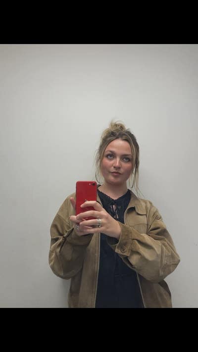 23 yr old recent graduate seeks room  Main Photo