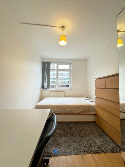 Two Rooms – Close to Old Street Station | Zone 1 Main Photo