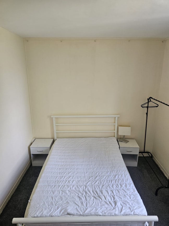 Lovely Room in Old Kent Road  Main Photo