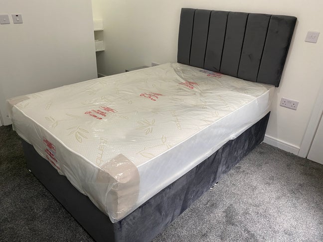 Double En-Suite Room - Bills included!  Main Photo